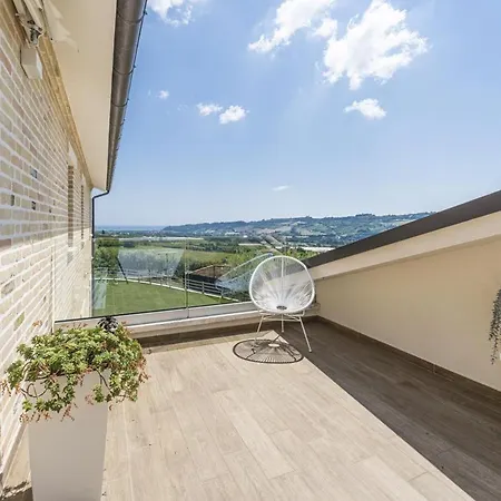 La Duccia - Teloni Βίλα Monterubbiano